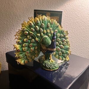 Kingspoint Fancy As A Peacock Enameled Figurine W/matching Necklace Morse museum